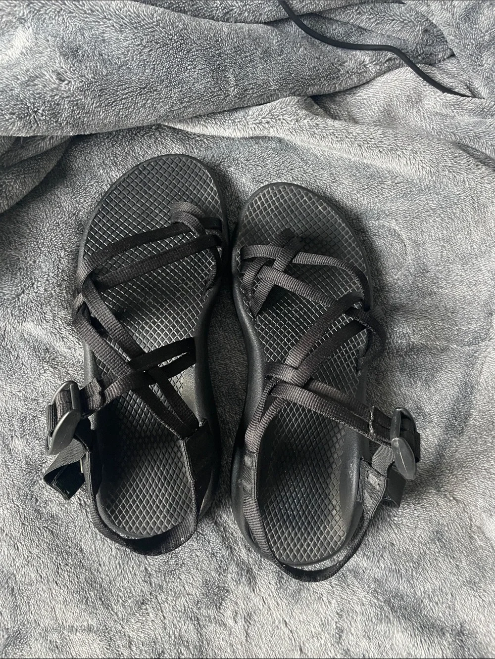 Women’s Black Chacos ZX/2 Cloud Dual Strap